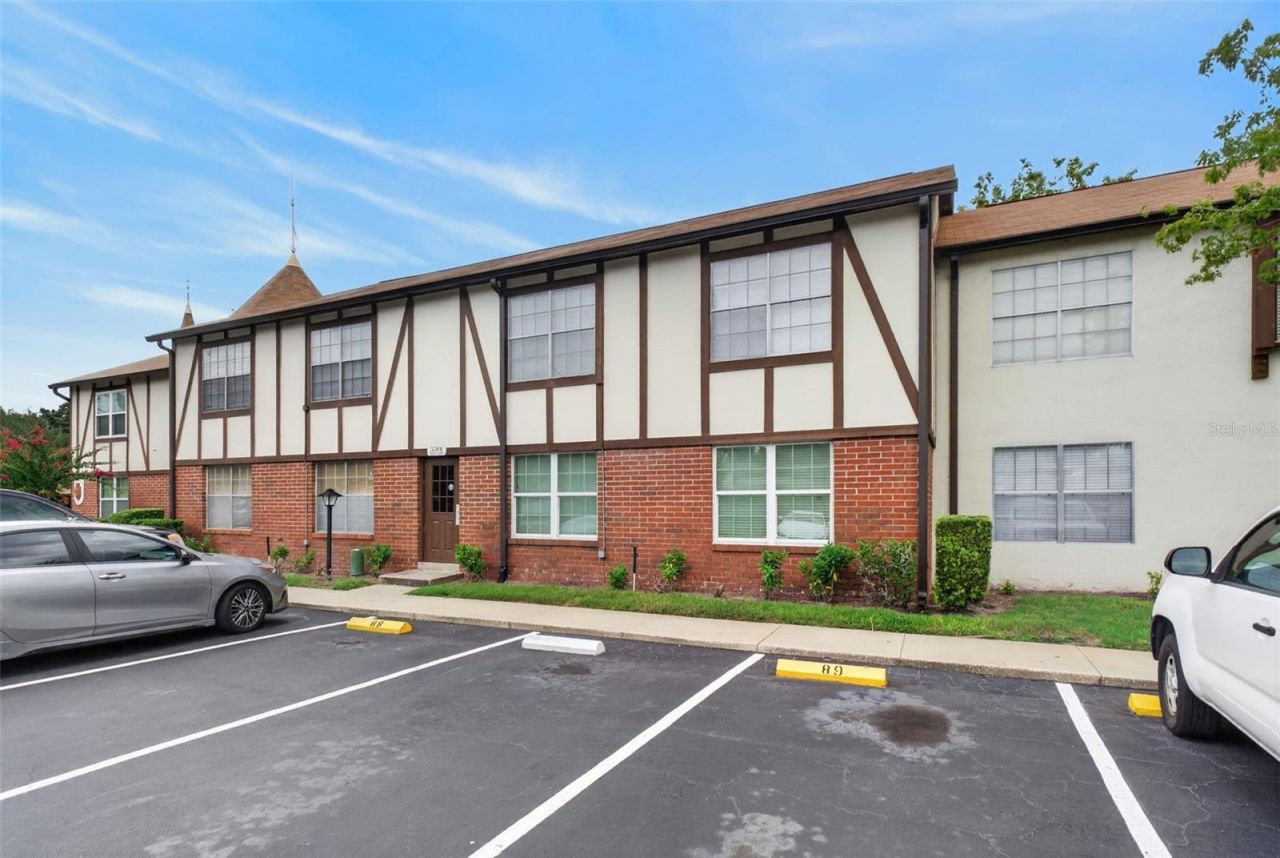 5301 Hansel Avenue, Unit A-18, Edgewood, FL 32809 Photo