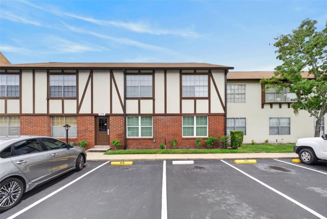 5301 Hansel Avenue, Unit A-18, Edgewood, FL 32809 Photo