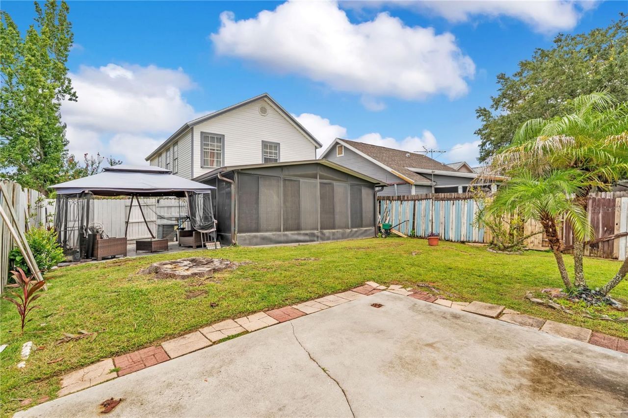 9824 Surrey Ridge Road, Orlando, FL 32825 Photo