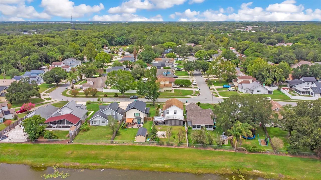 9824 Surrey Ridge Road, Orlando, FL 32825 Photo