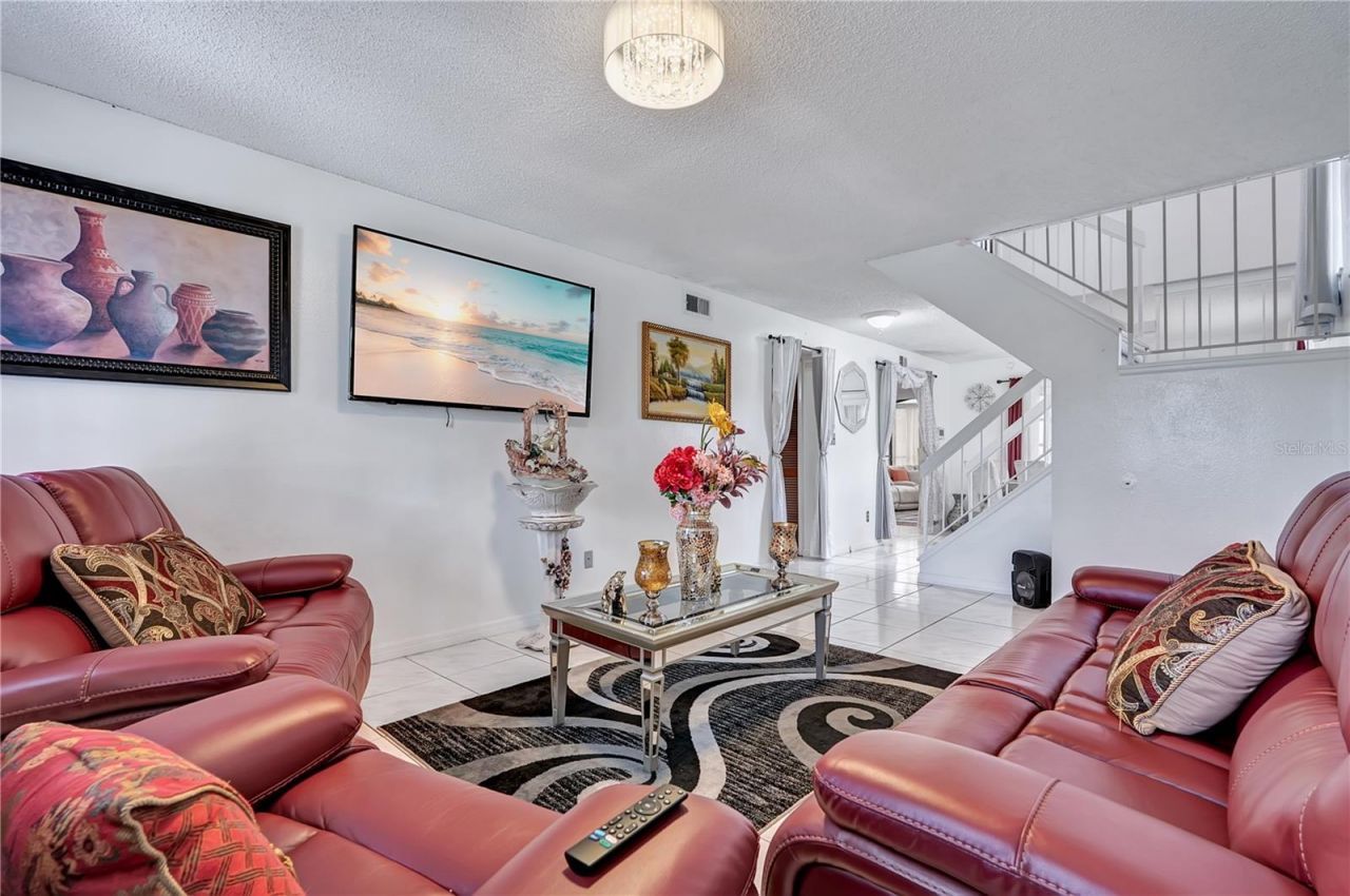 9824 Surrey Ridge Road, Orlando, FL 32825 Photo