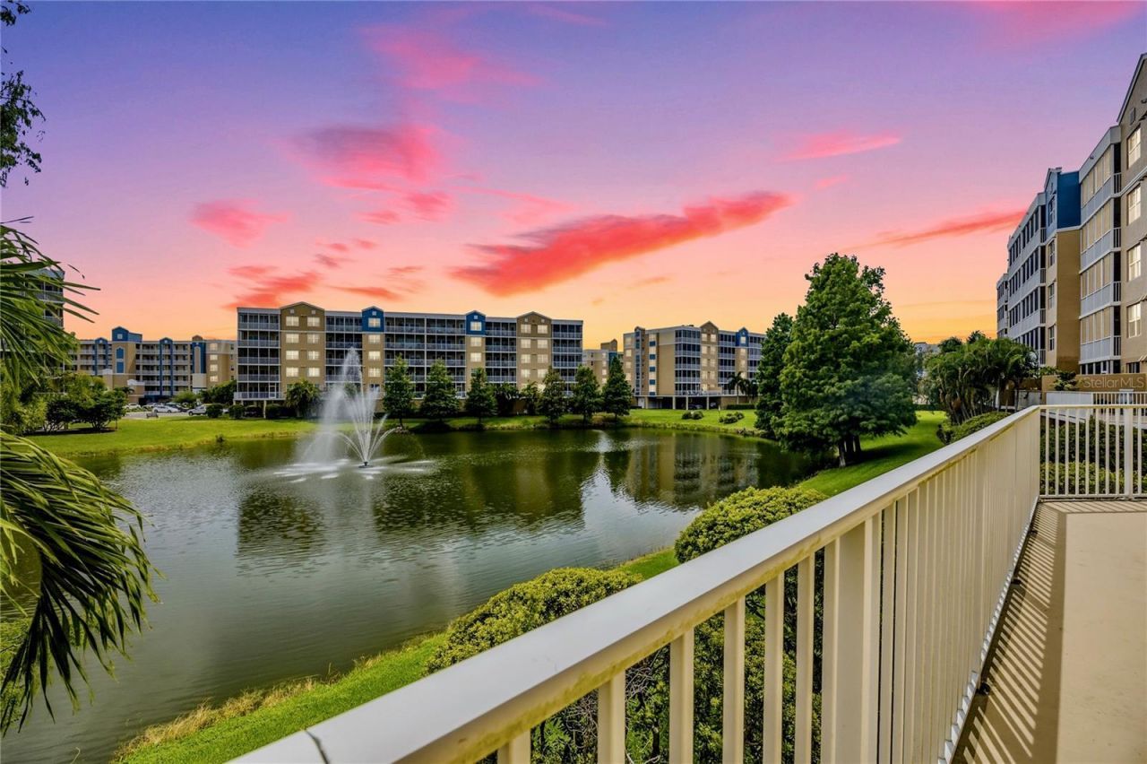 960 Starkey Road, Unit 3106, Largo, FL 33771 Photo