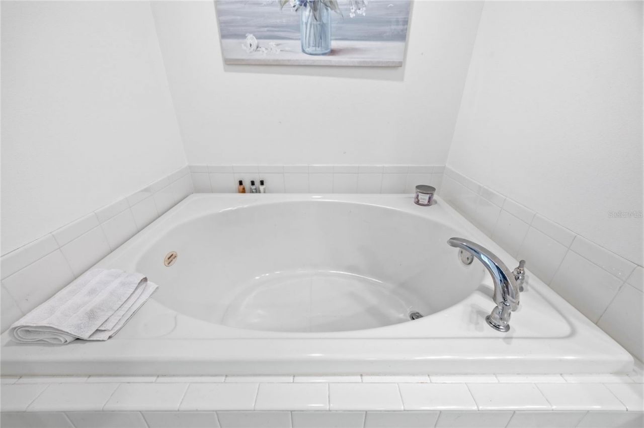 960 Starkey Road, Unit 3106, Largo, FL 33771 Photo
