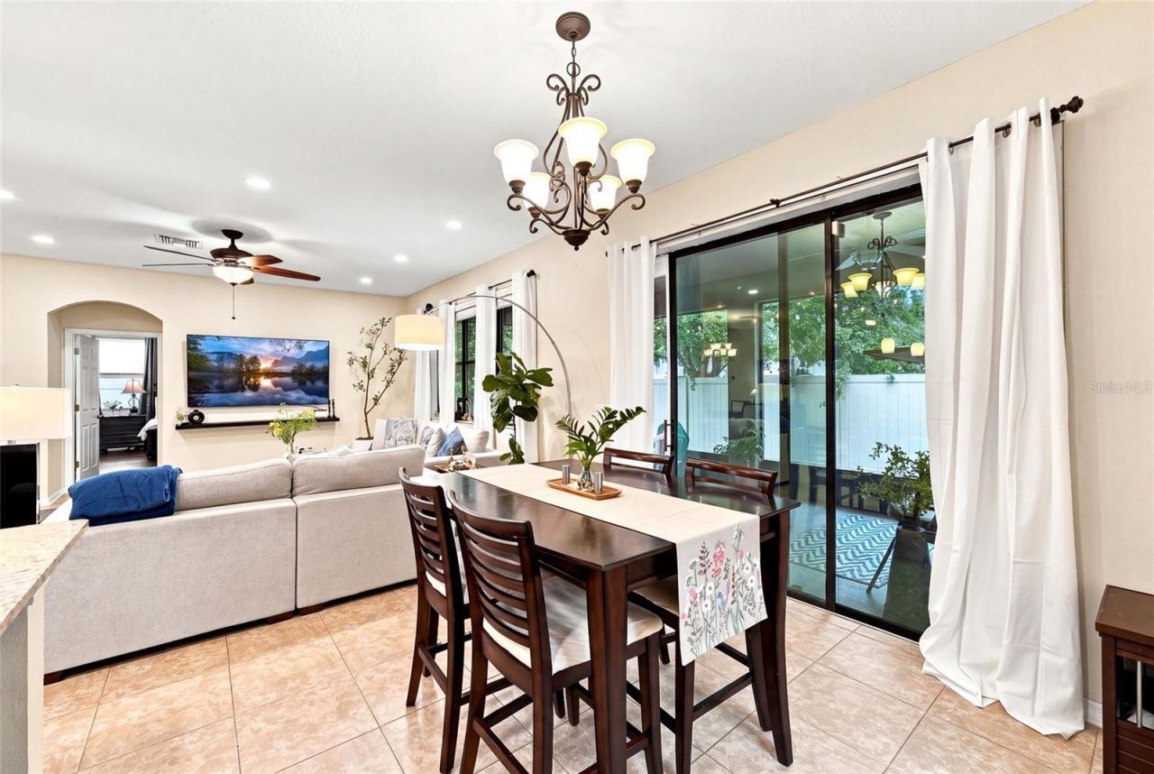 1008 Oakcrest Drive, Brandon, FL 33510 Photo