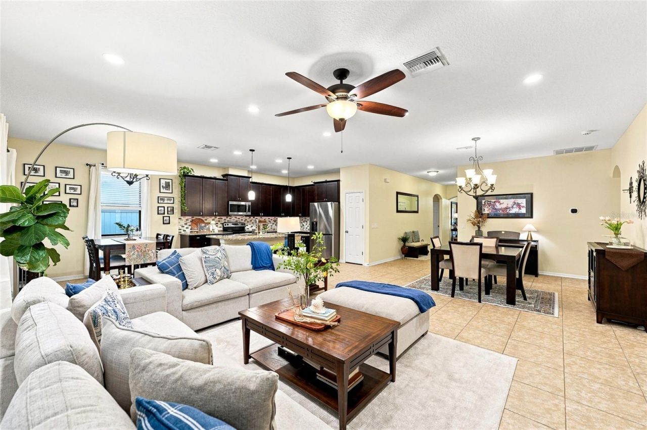 1008 Oakcrest Drive, Brandon, FL 33510 Photo