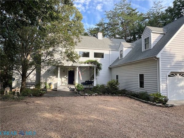 148 Osprey Lane , Locust Hill, VA 23092