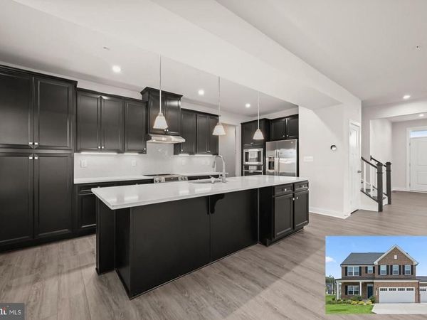 800 MOORE GATE WAY, BOWIE, MD 20716