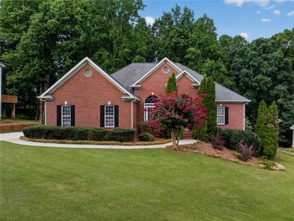 1270 Harvest Lane , Hoschton, GA 30548