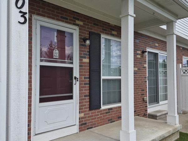 1303 Riversedge Dr , Saline, MI 48176