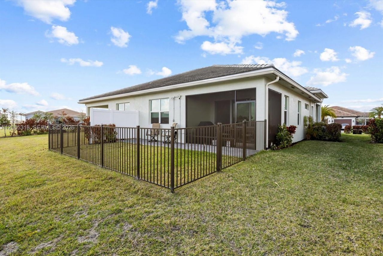 27033 SW Viterbo Way, Port Saint Lucie, FL 34986 Photo