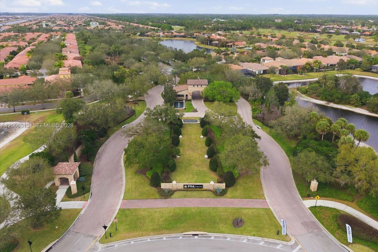 27033 SW Viterbo Way, Port Saint Lucie, FL 34986 Photo