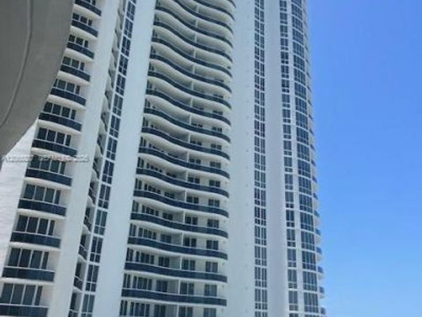 15901 Collins Ave , Unit 604, Sunny Isles Beach, FL 33160
