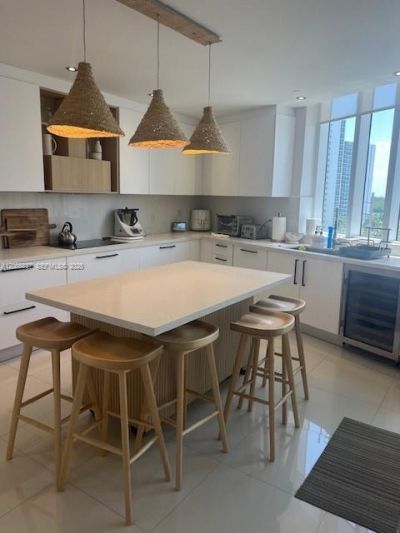 15901 Collins Ave, Unit 604, Sunny Isles Beach, FL 33160 Photo