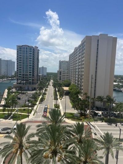 15901 Collins Ave, Unit 604, Sunny Isles Beach, FL 33160 Photo