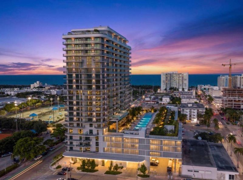 580 72nd St , Unit 1203, Miami Beach, FL 33141 Photo