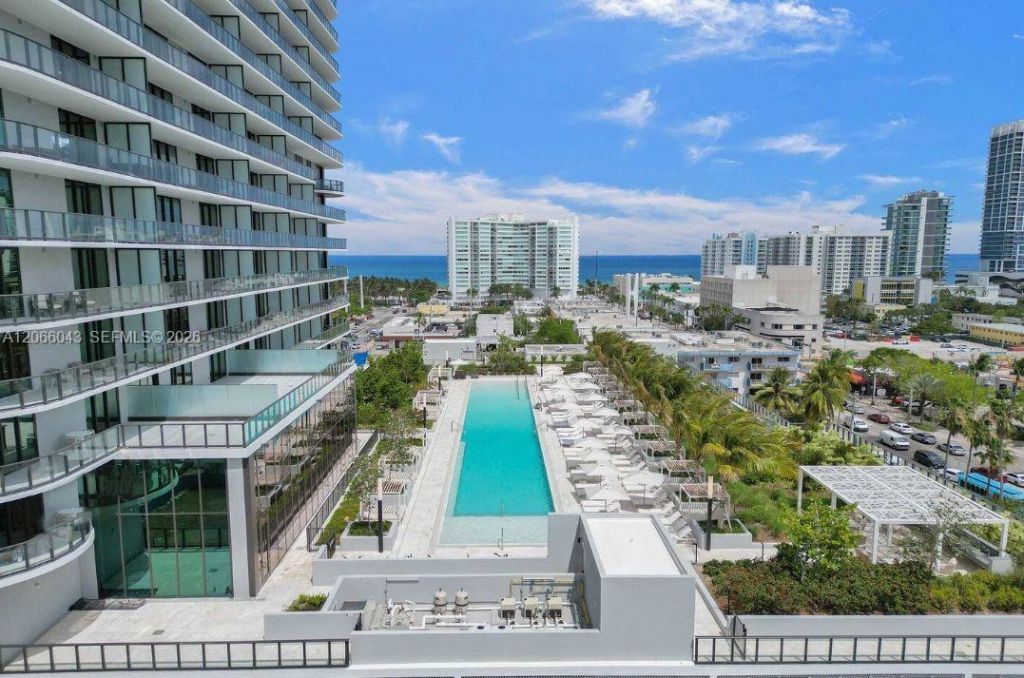 580 72nd St , Unit 1203, Miami Beach, FL 33141 Photo