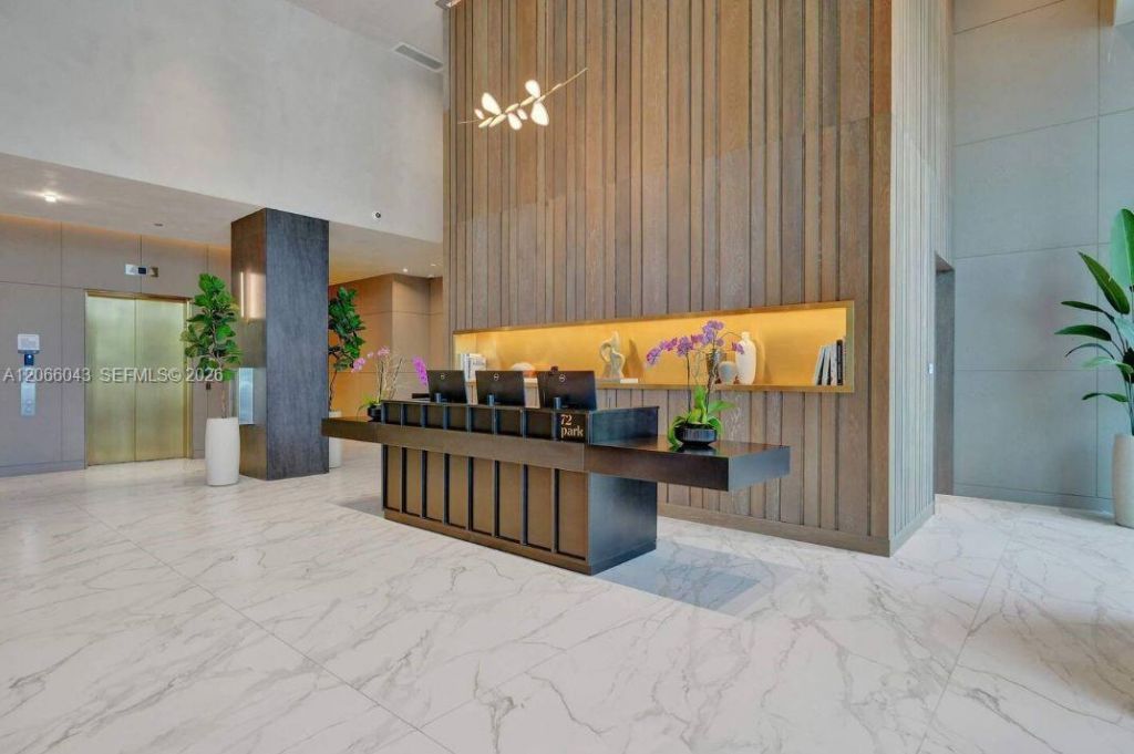 580 72nd St , Unit 1203, Miami Beach, FL 33141 Photo