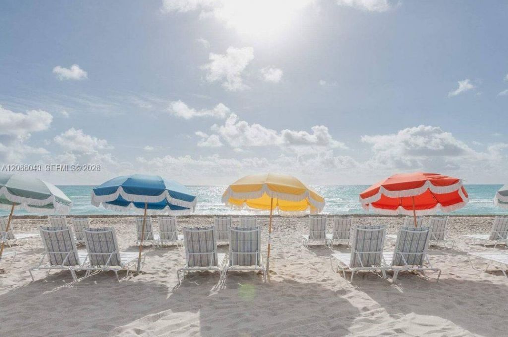 580 72nd St , Unit 1203, Miami Beach, FL 33141 Photo