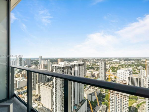 159 NE 6th St , Unit 5103, Miami, FL 33132
