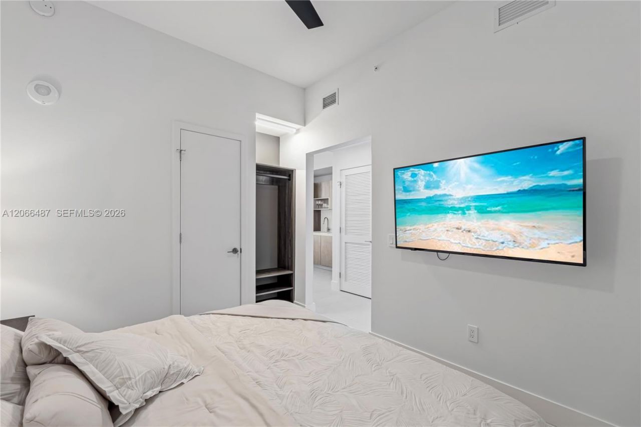 159 NE 6th St , Unit 5103, Miami, FL 33132 Photo