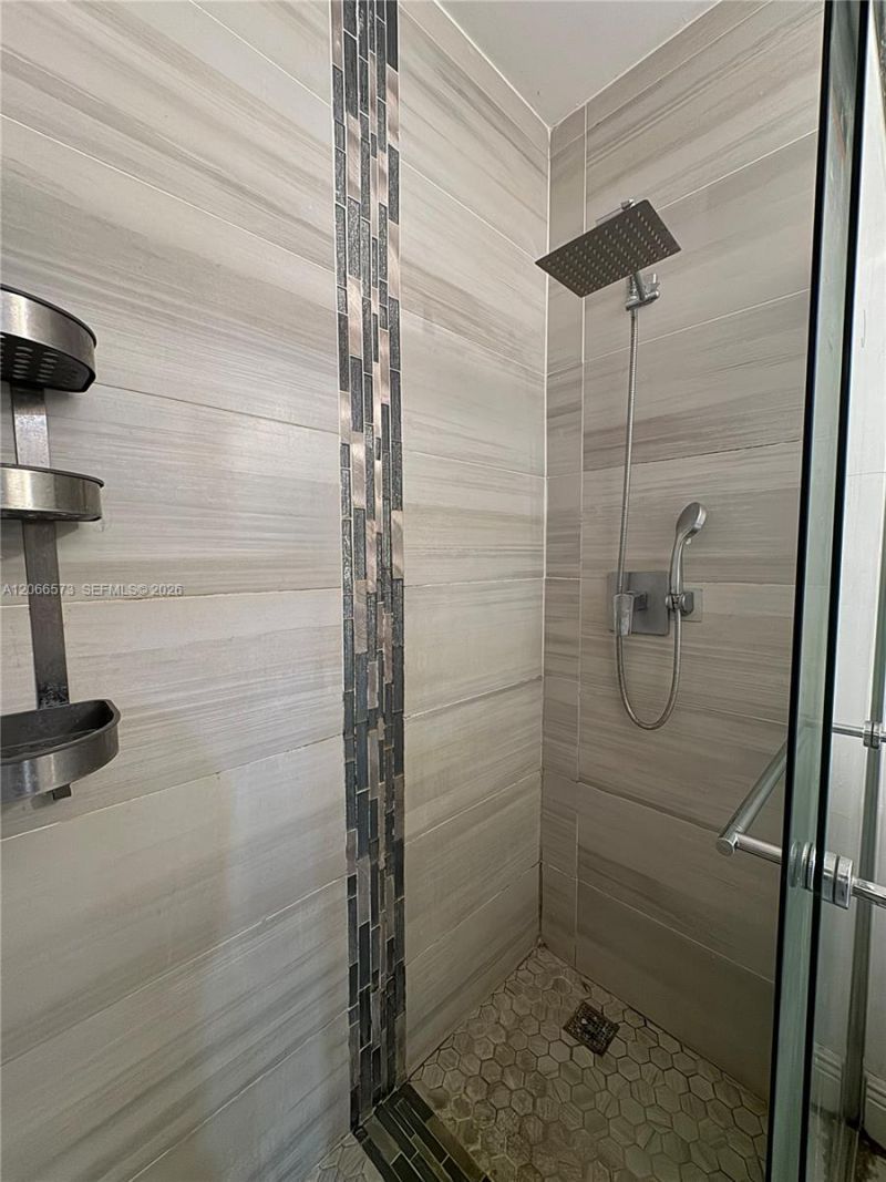 1543 NE 144th St, Unit 1, Miami, FL 33161 Photo