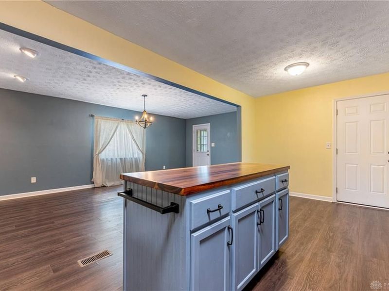 7606 Washington Park Drive, Dayton, OH 45459 Photo 10