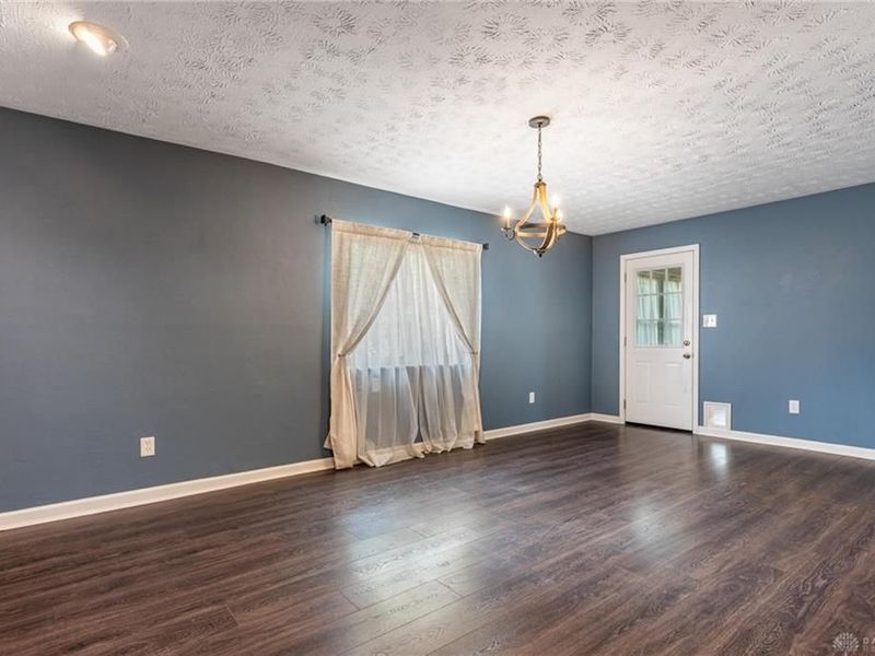 7606 Washington Park Drive, Dayton, OH 45459 Photo 11