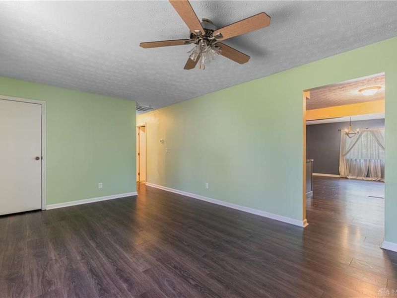 7606 Washington Park Drive, Dayton, OH 45459 Photo 4