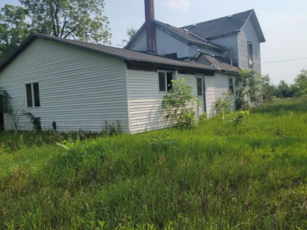 6871 S 1100 W, Francesville, IN 47946
