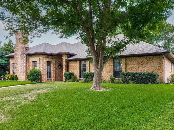 702 Mount Vernon Drive, Richardson, TX 75081
