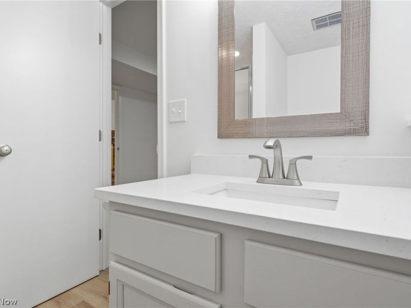 30960 Miles Road, Solon, OH 44139 Photo 25