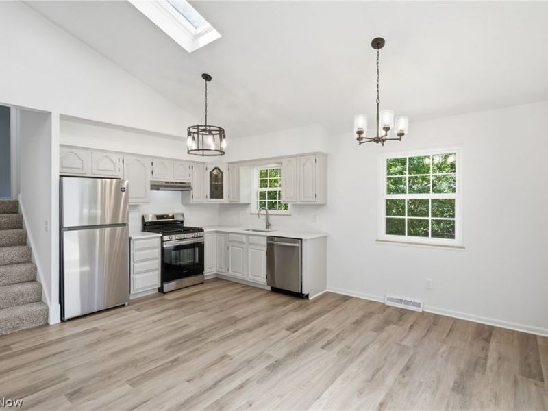 30960 Miles Road, Solon, OH 44139 Photo 8