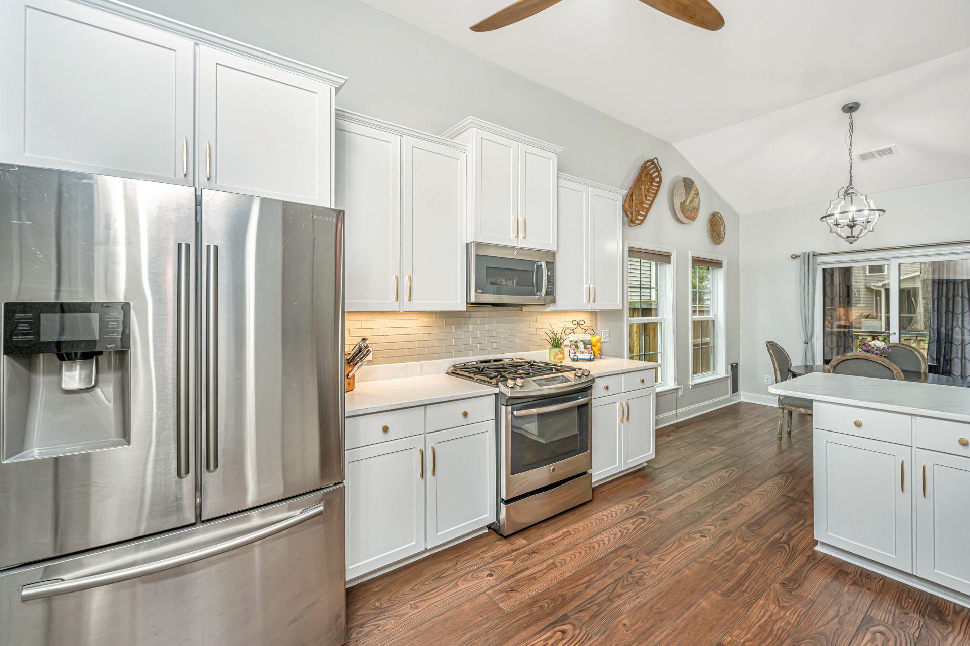 3813 Hanoverian Drive Photo 6