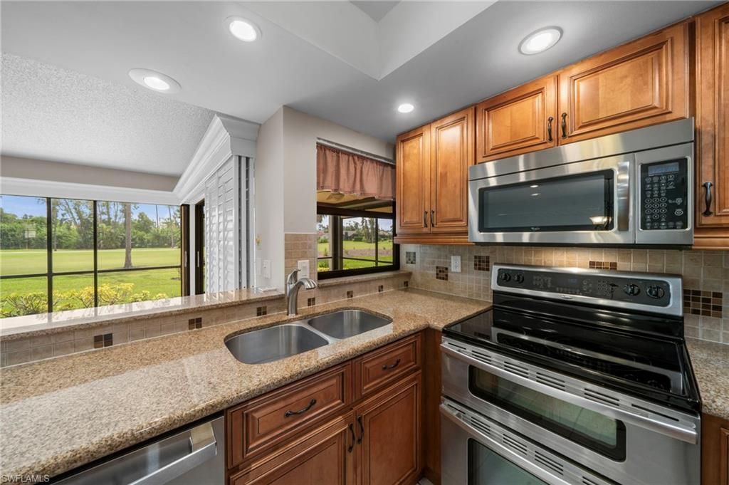 14790 Eagle Ridge Dr, Unit 101, Fort Myers, FL 33912 Photo