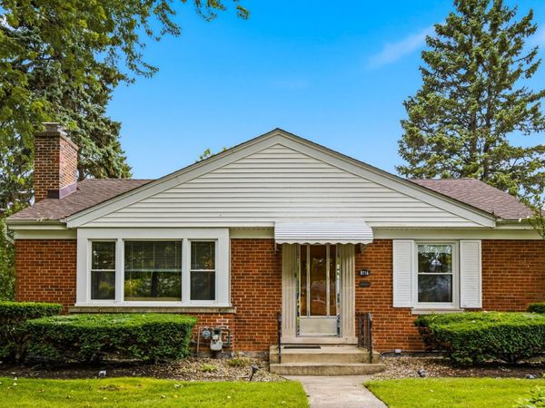 8716 N Harding Avenue , Skokie, IL 60076