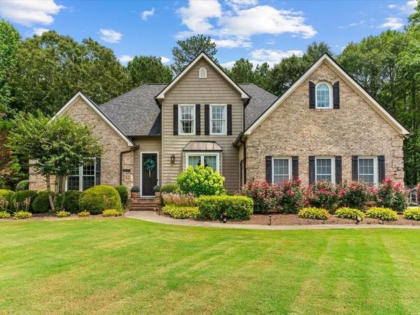 179 E Gateway Drive, Rocky Face, GA 30740