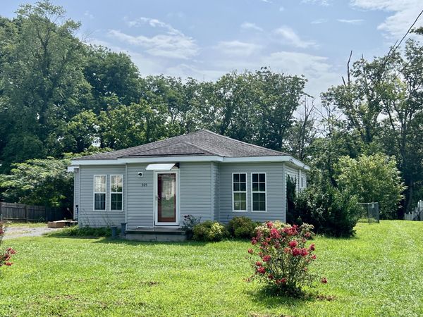 305 Cliffside Ave , Shelbyville, TN 37160