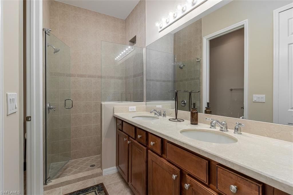 1325 Oceania Dr N, Unit 6, Naples, FL 34113 Photo