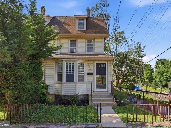 102 GARRETT AVENUE, BRYN MAWR, PA 19010