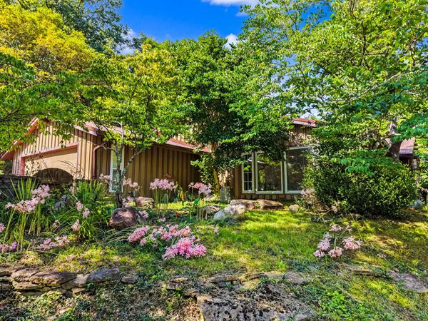 3574 Sparta Pike, Sparta, KY 41086