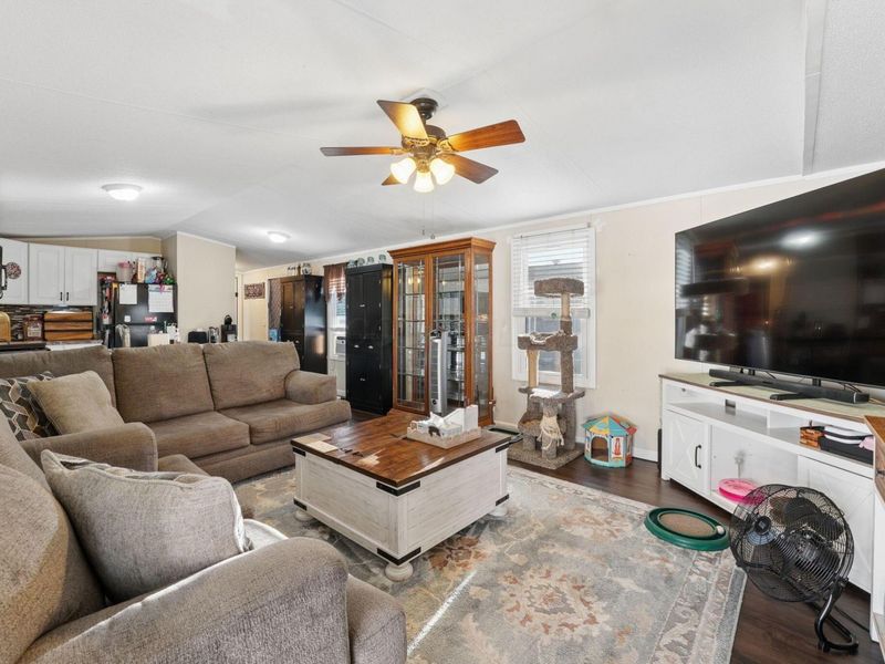 261 Berryville Road , Columbus, OH 43207 Photo 10