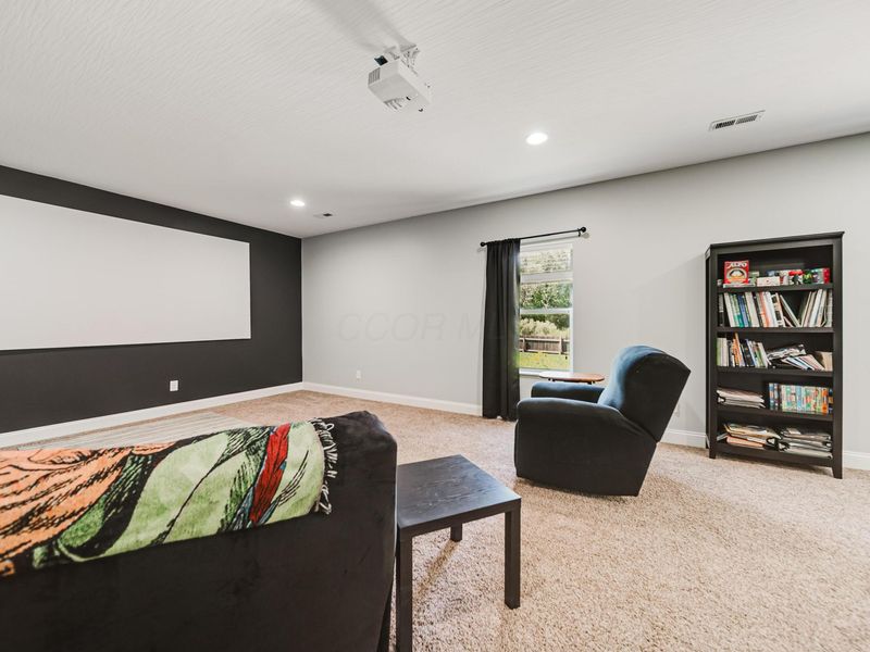 424 Rolling Acre Drive, Lithopolis, OH 43136 Photo 44