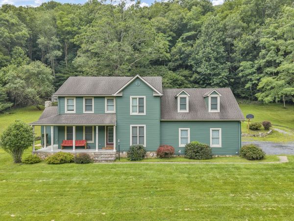 2476 James River & Kanawha Turnpike, Rainelle, WV 25962