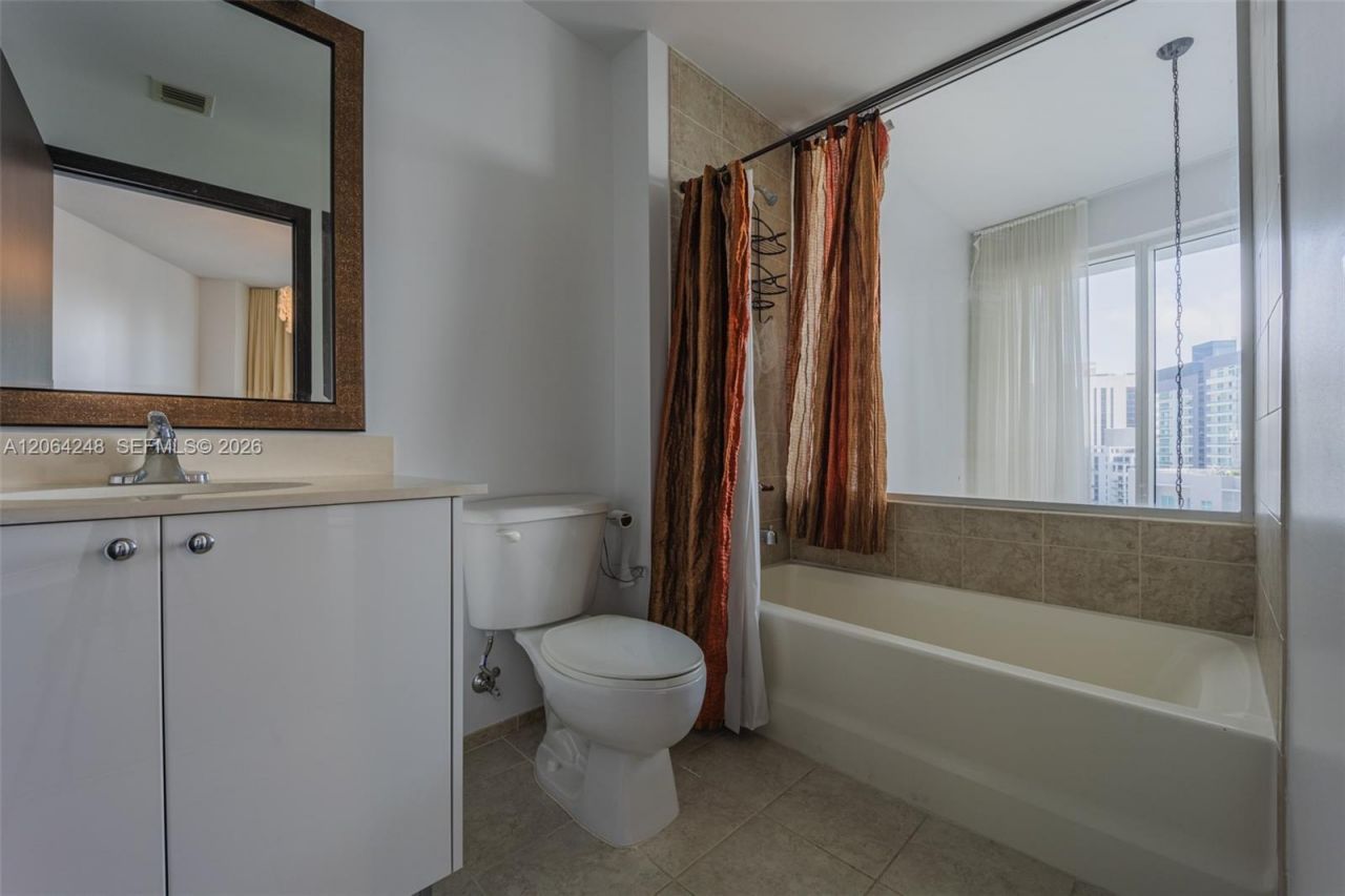 60 SW 13th St, Unit 3424, Miami, FL 33130 Photo