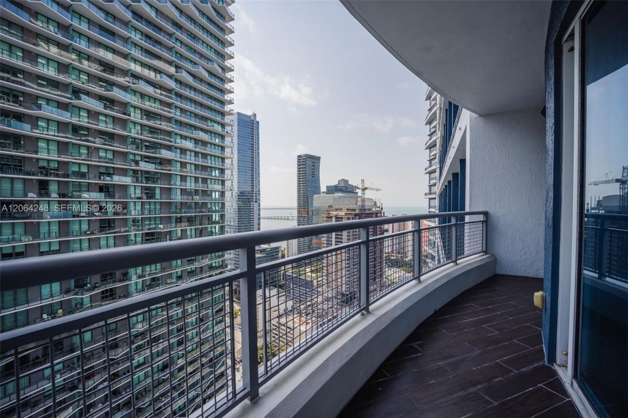 60 SW 13th St, Unit 3424, Miami, FL 33130 Photo