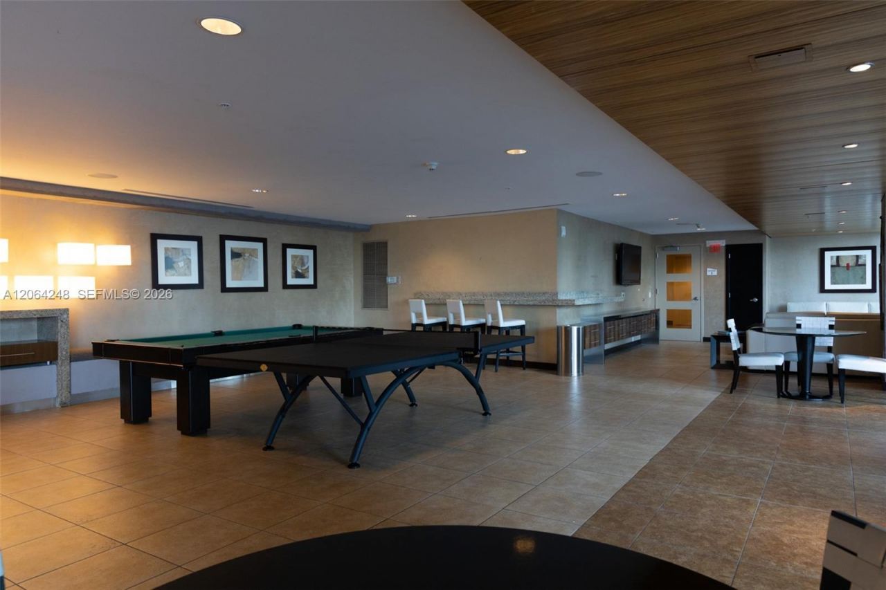 60 SW 13th St, Unit 3424, Miami, FL 33130 Photo