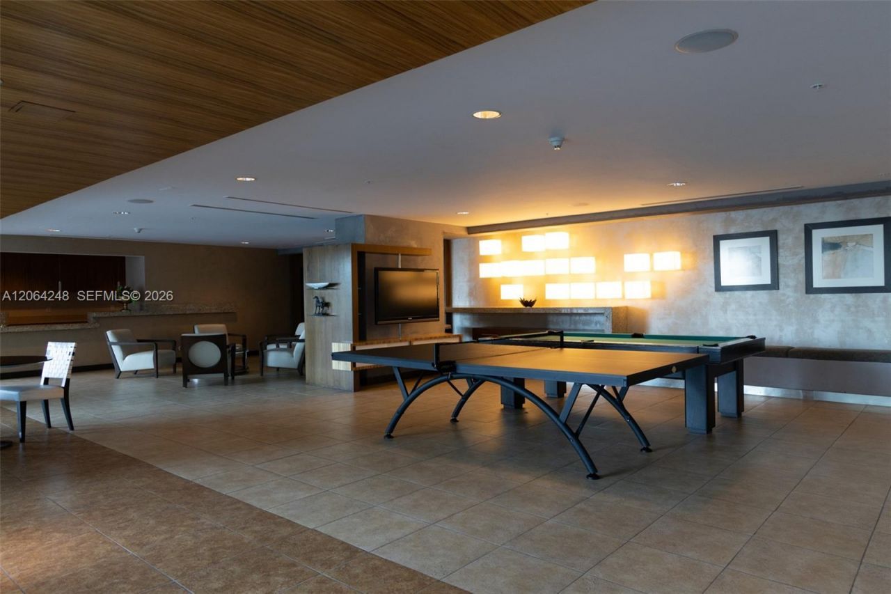 60 SW 13th St, Unit 3424, Miami, FL 33130 Photo