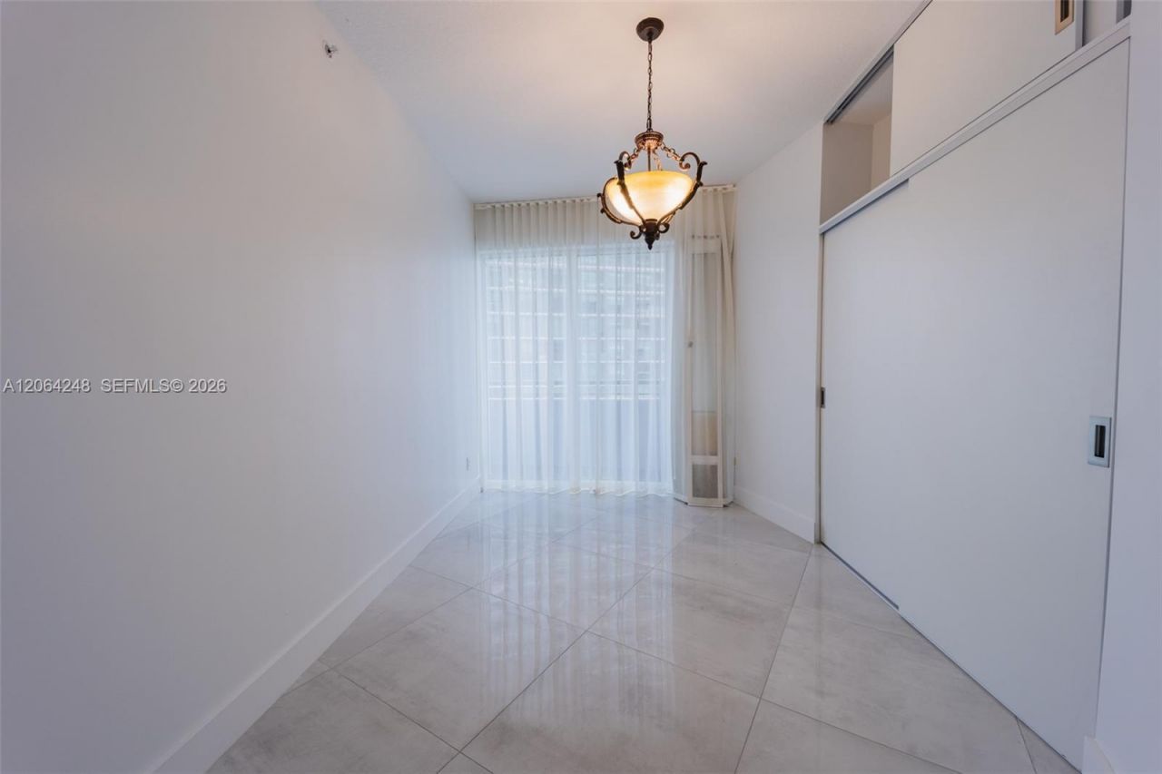 60 SW 13th St, Unit 3424, Miami, FL 33130 Photo