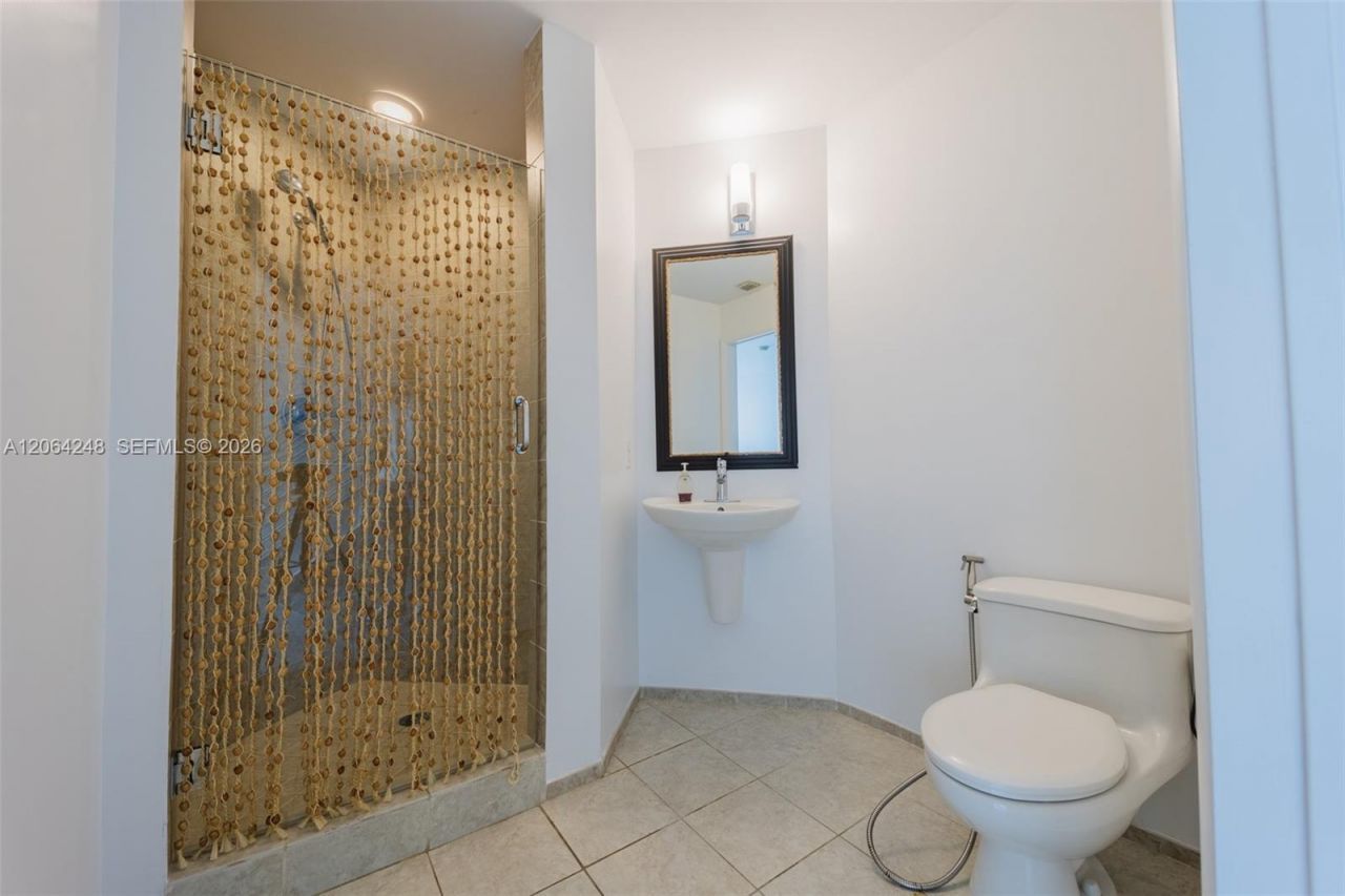 60 SW 13th St, Unit 3424, Miami, FL 33130 Photo