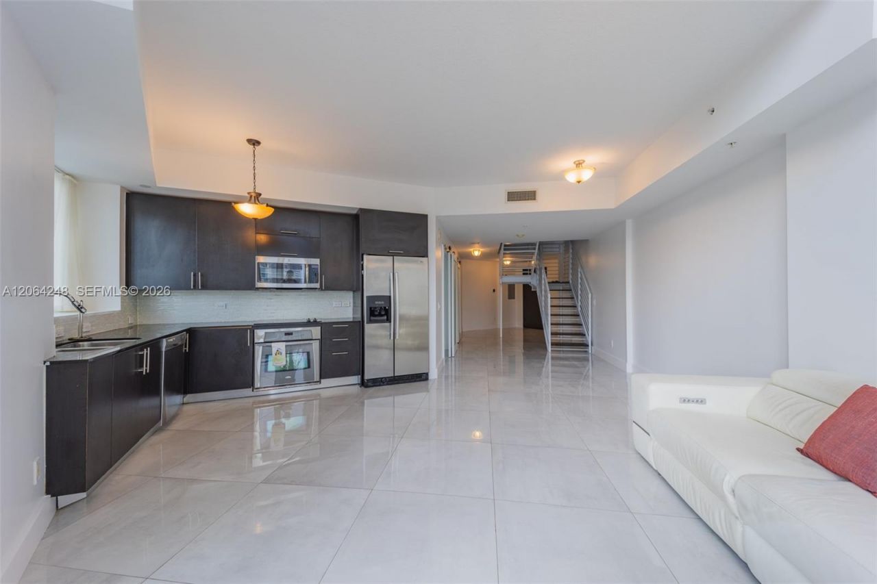 60 SW 13th St, Unit 3424, Miami, FL 33130 Photo